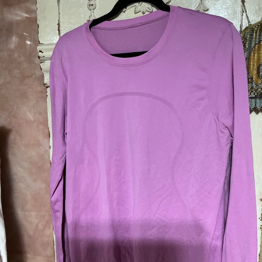 Lululemon Long Sleeve Crewneck